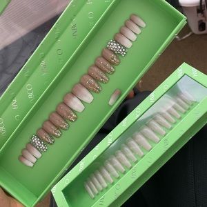 Luxury press on nails